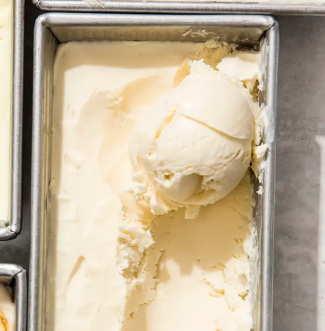 Vanilla no-churn ice cream