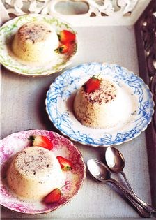 Vanilla, nutmeg and honey pannacotta 