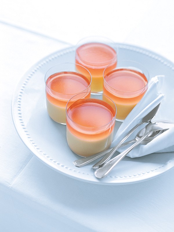 Vanilla panna cotta with Campari jelly