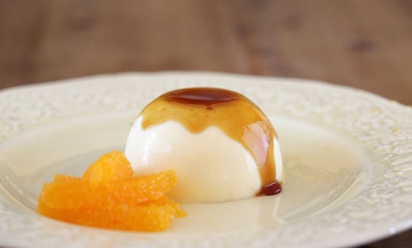 Vanilla pannacotta with Seville vino cotto