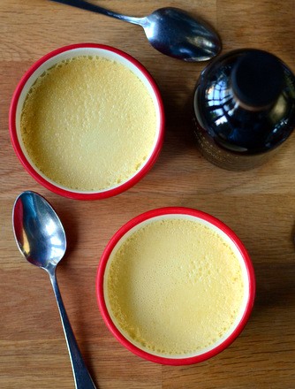 Vanilla pots de creme