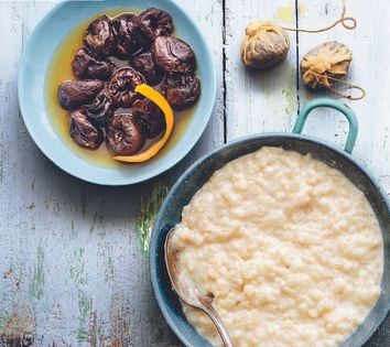 Vanilla rice pudding with Armagnac prunes