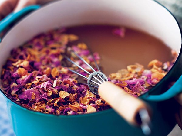 Vanilla rose apple cider