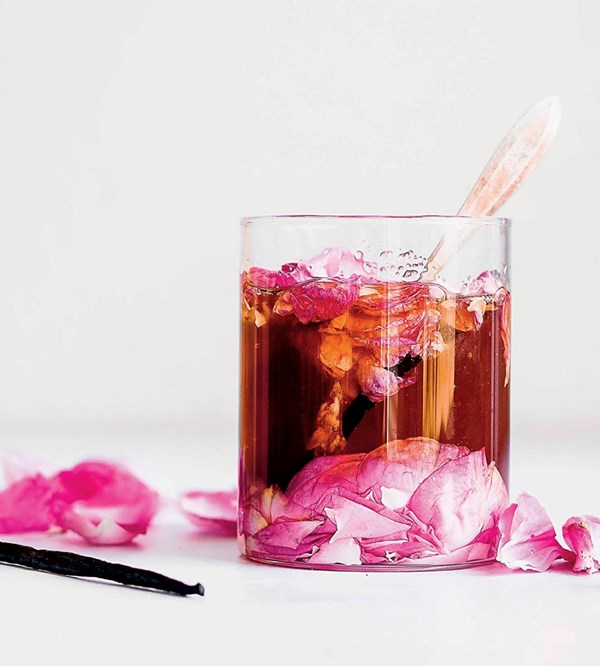 Vanilla rose petal honey 