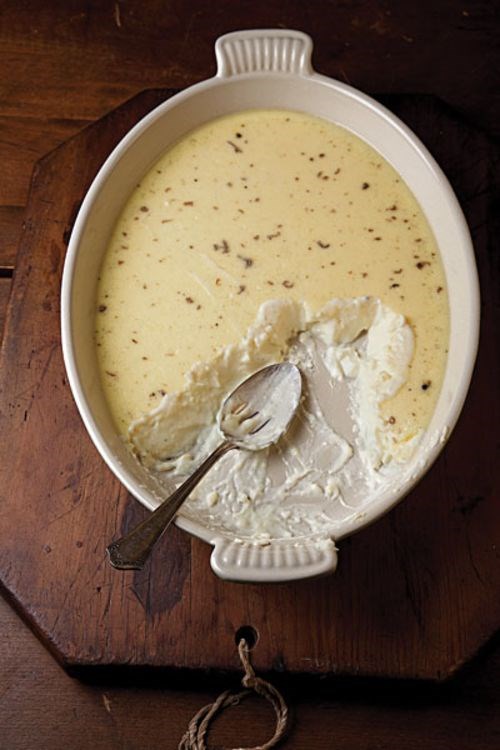 Vanilla-rum custard (La tarte)