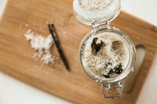 Vanilla salt