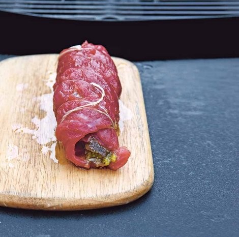 Veal roulade with jamón