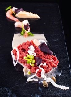Veal tartare with Harry’s crème