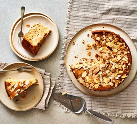 Vegan apple cake
