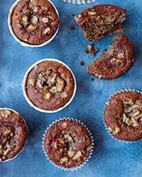 Vegan banana-walnut muffins