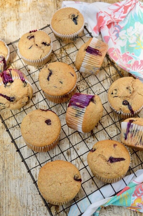 Vegan blueberry muffins