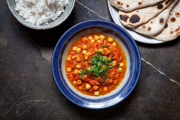 Vegan chickpea and tomato bhuna