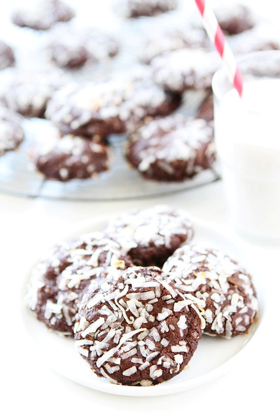 Vegan chocolate coconut cookies