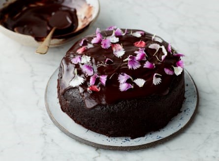 Vegan chocolate fudge cake