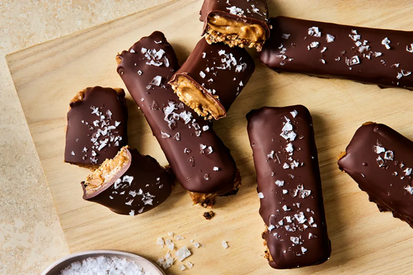 Vegan chocolate hazelnut bars