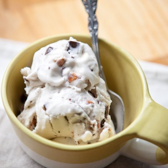 Vegan coconut almond chocolate chip ice cream