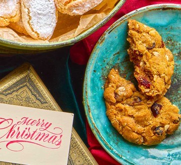 Vegan cranberry & orange cookies