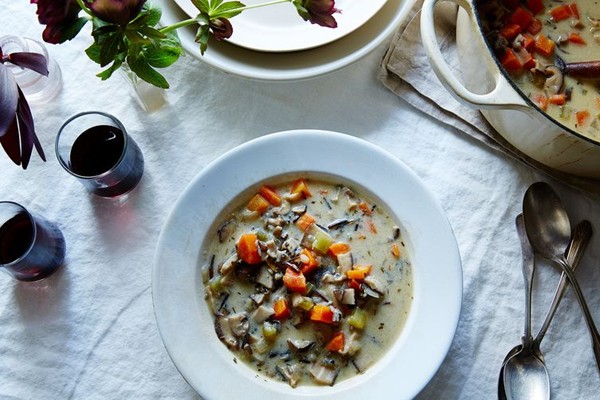 Vegan cream of mushroom and wild rice soup