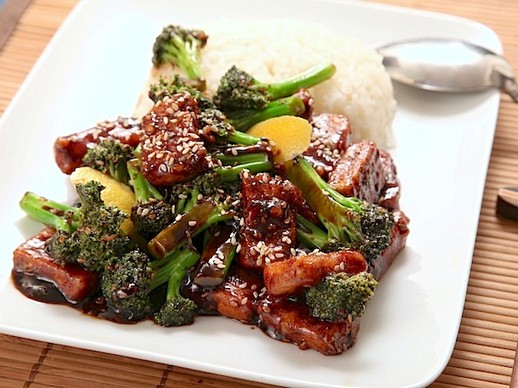 Vegan crispy stir-fried tofu with broccoli