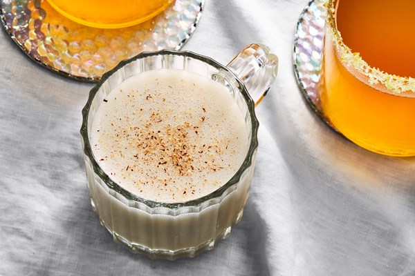 Vegan "eggnog"