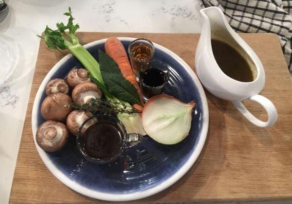 Vegan gravy