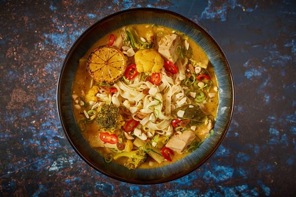 Vegan jackfruit khow suey