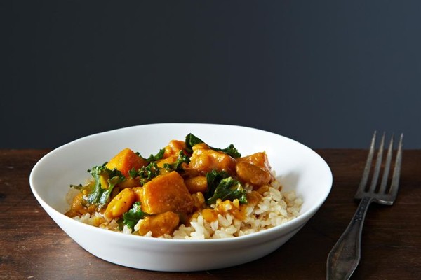 Vegan kale and white bean korma