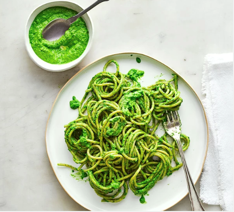 Vegan kale pesto pasta
