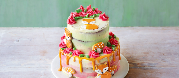 Vegan lavender & lemon fox cake