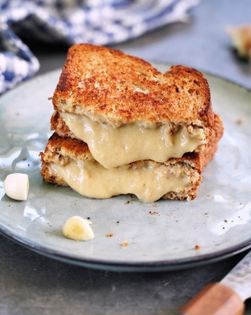 Vegan mozzarella