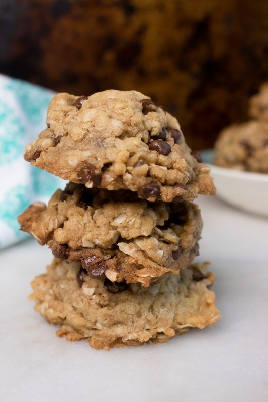 Vegan oatmeal cookies