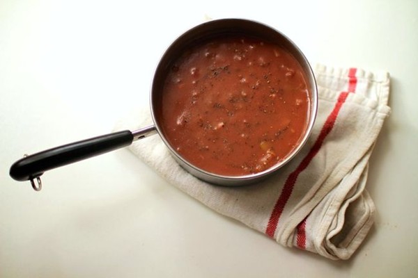 Vegan pear and Port gravy