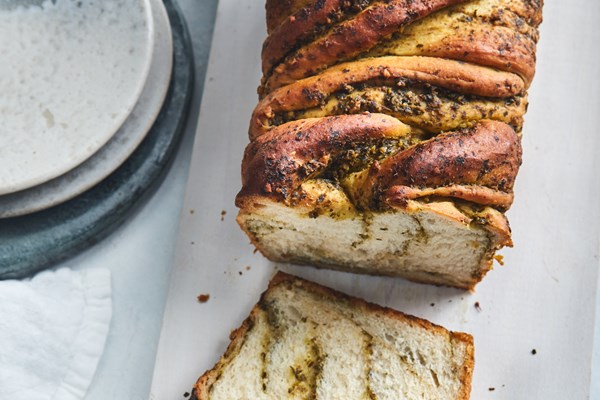 Vegan pesto babka