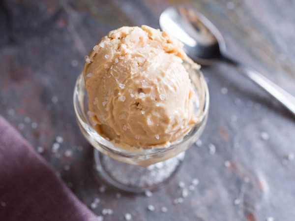 Vegan salty peanut butter ice cream