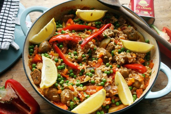 Vegan sausage paella