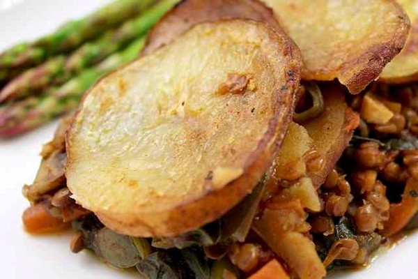 Vegan shepherd’s pie hotpot