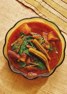 Vegan sour tomato broth with vegetables (Sinigang sa kamatis)