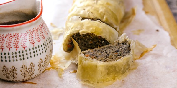 Vegan vegetable strudel