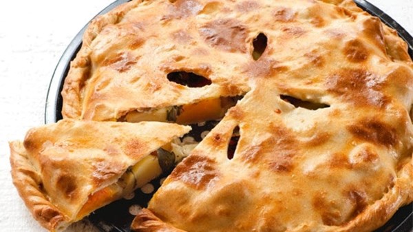 Vegetable and mozzarella torta