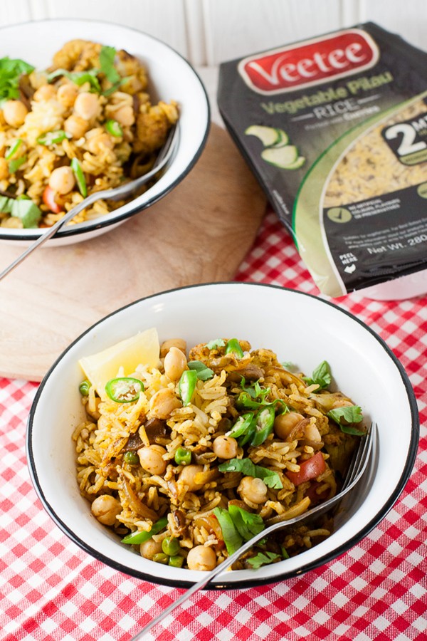 Vegetable biryani with cauliflower and chickpeas