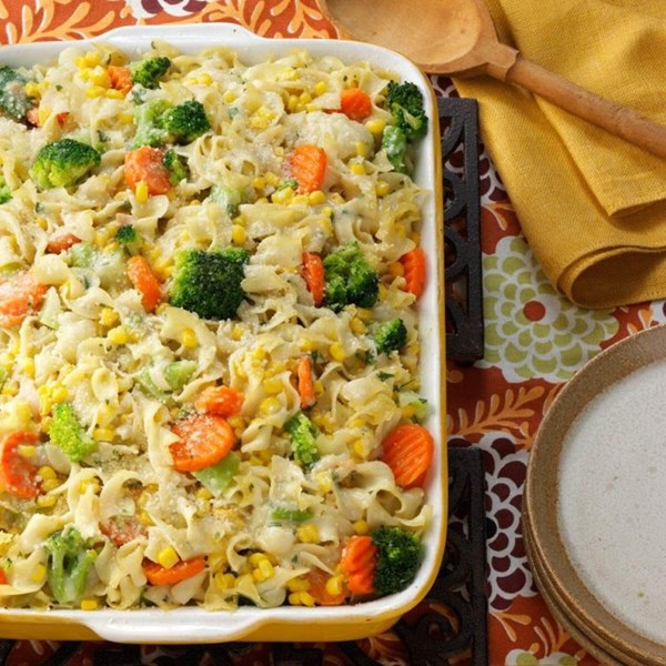 Vegetable noodle casserole 