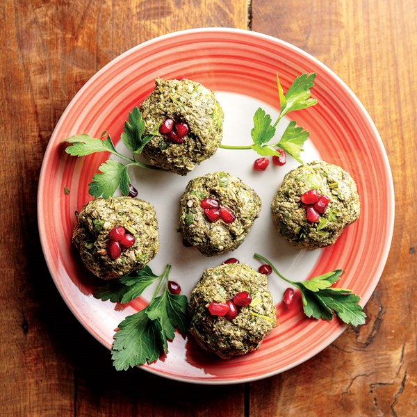Vegetable pâté with walnut paste (Pkhali)