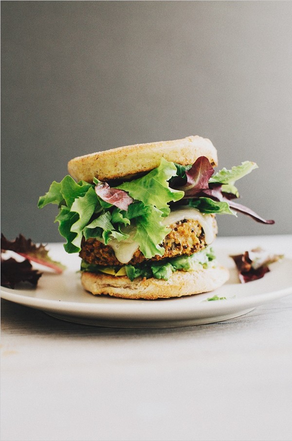 Vegetable quinoa burgers