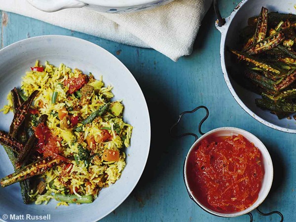 Vegetable rice with mint masala (Hyderabadi biryani)