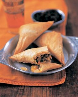 Vegetable samosas