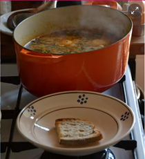 Vegetable soup with bread and eggs, inspired by acquacotta