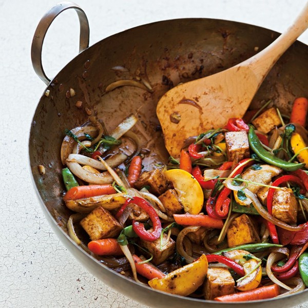 Vegetable stir-fry with tofu