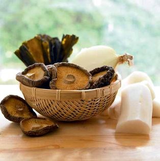 Vegetable stock (Yachae soup)