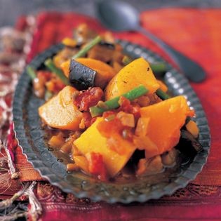 Vegetables in ginger and cumin sauce