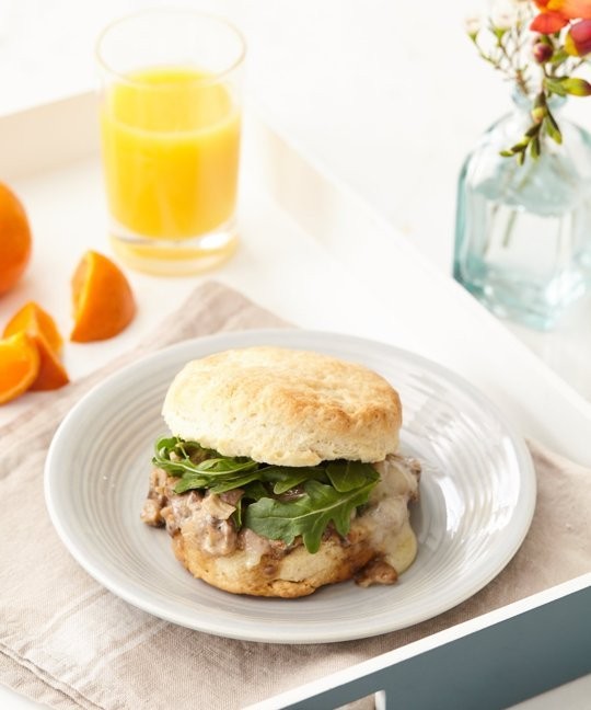Vegetarian biscuit and gravy sandwiches